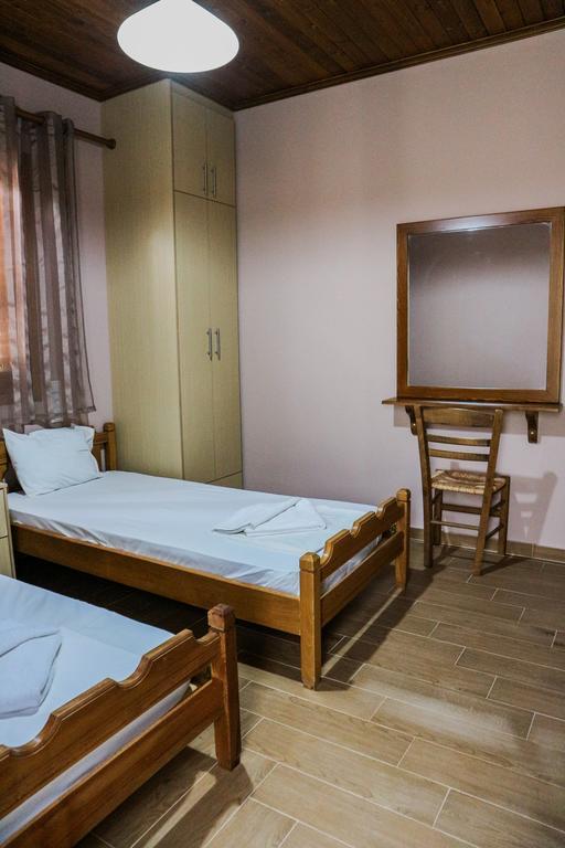 Hotel Elatofilito Athamanio Экстерьер фото