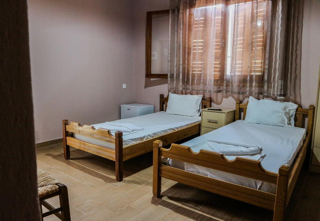 Hotel Elatofilito Athamanio Экстерьер фото