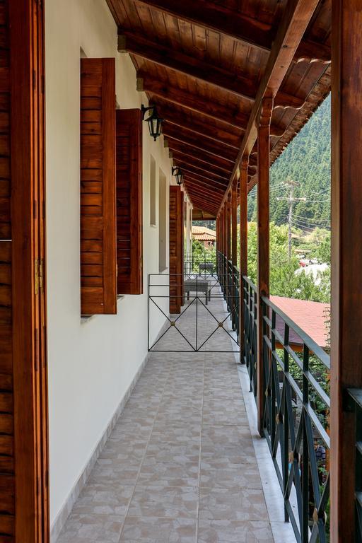 Hotel Elatofilito Athamanio Экстерьер фото