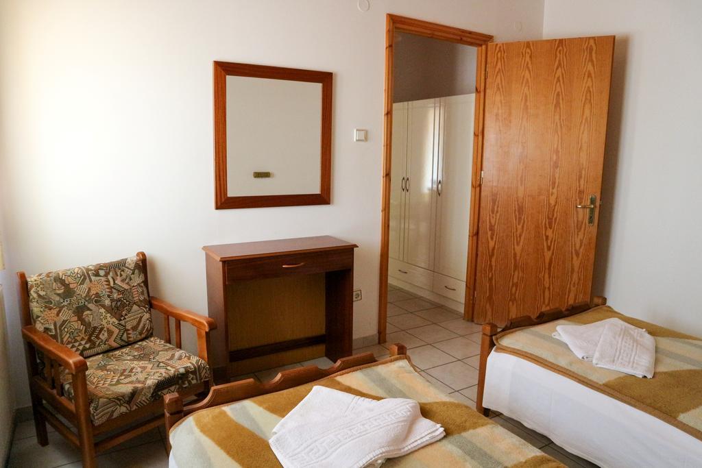 Hotel Elatofilito Athamanio Экстерьер фото