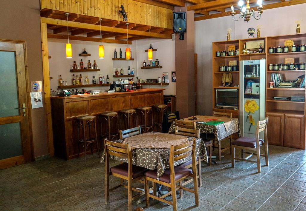 Hotel Elatofilito Athamanio Экстерьер фото